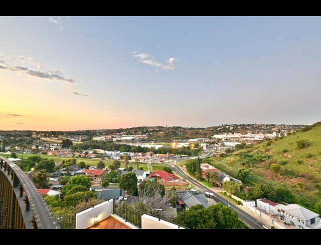 4 BEDROOM HOUSE FOR SALE IN GLENVISTA